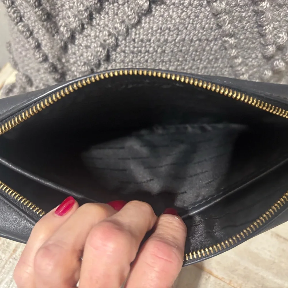 ❤️Michael Kors Jet Set East West Quilted Crossbody